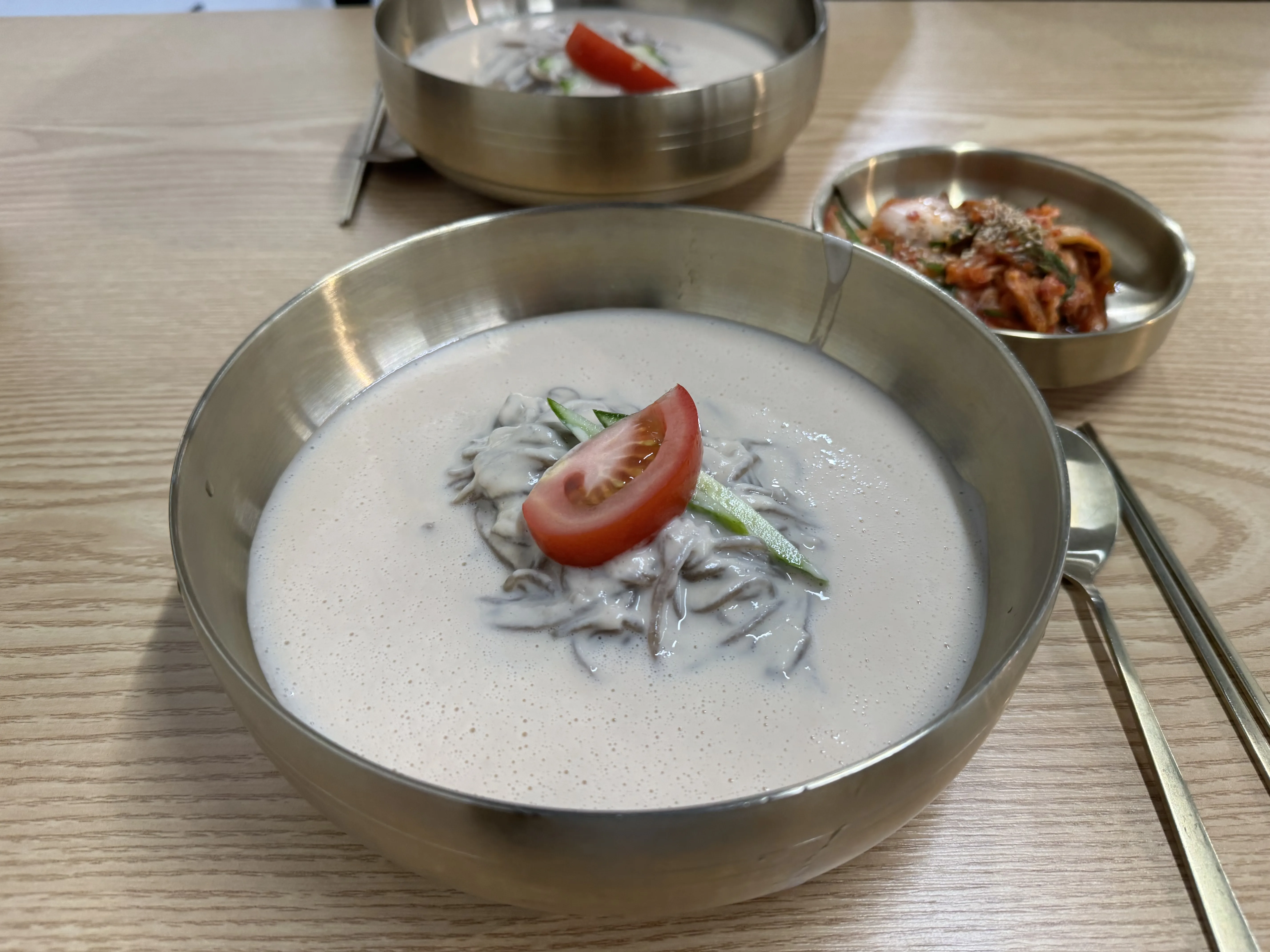 콩국수 나온 직후