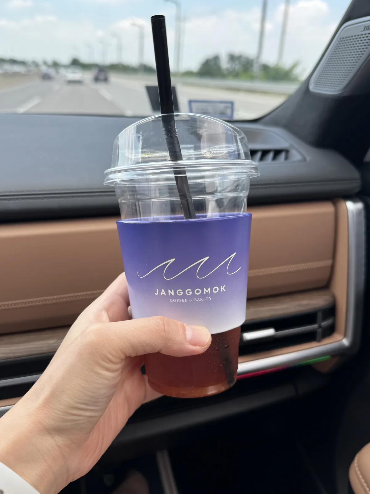 테이크아웃 컵